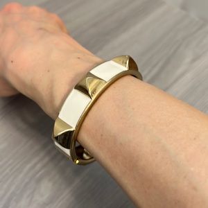 Vintage Hinged Bracelet with White Enamel and Gold Pyramids